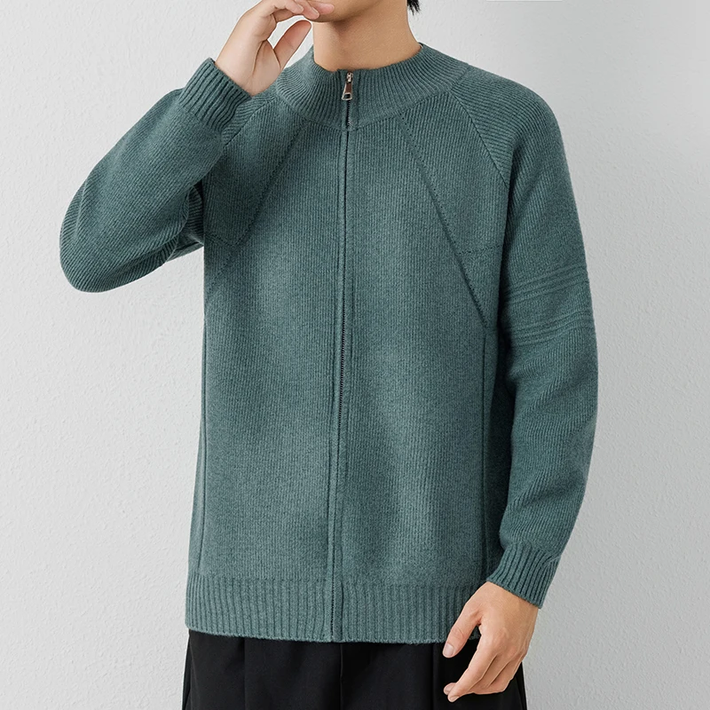 Giacca cardigan lavorata a maglia con colletto rialzato per uomo Giacca casual allentata di marca alla moda primaverile e autunnale Maglione autunnale di fascia alta