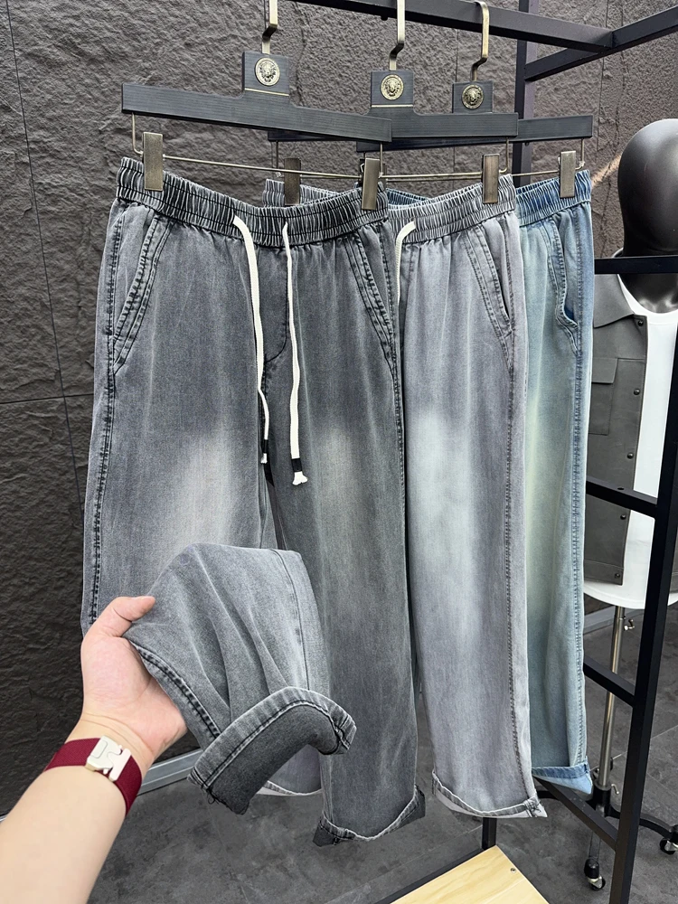 Comfortable Men's V… - image