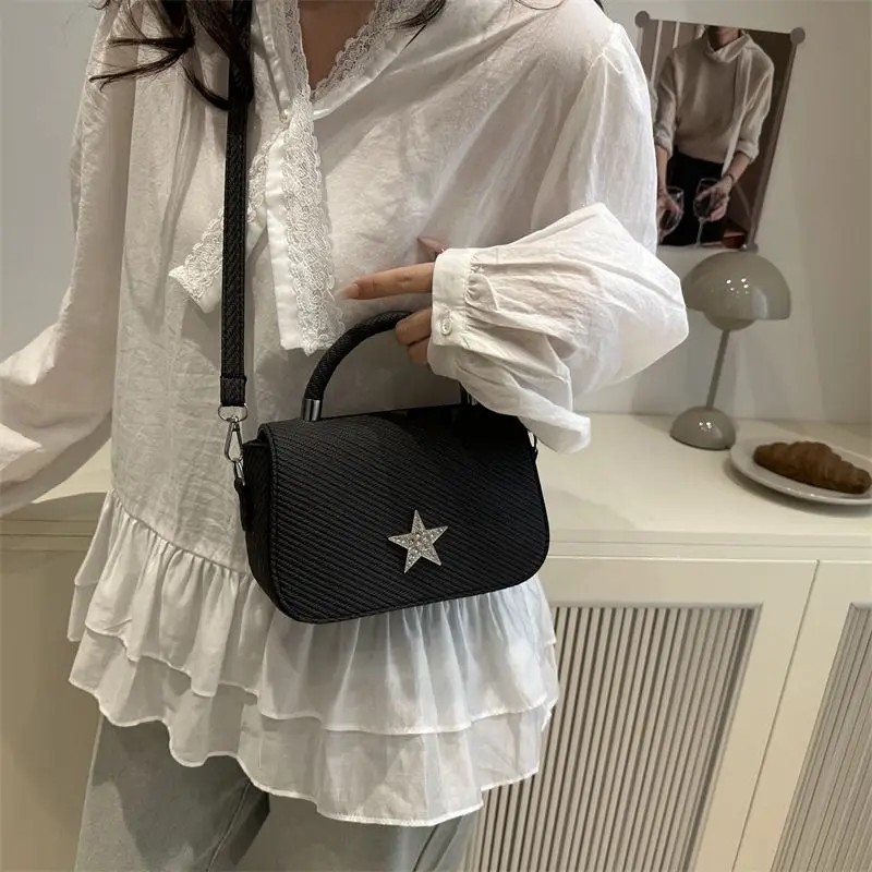 

Women's Cosmetic Bag Woman's Bag Womens Bags Handbag Women The Tote Bag Tote Bags For Woman Bags For Women Handbags Ladies Shoul