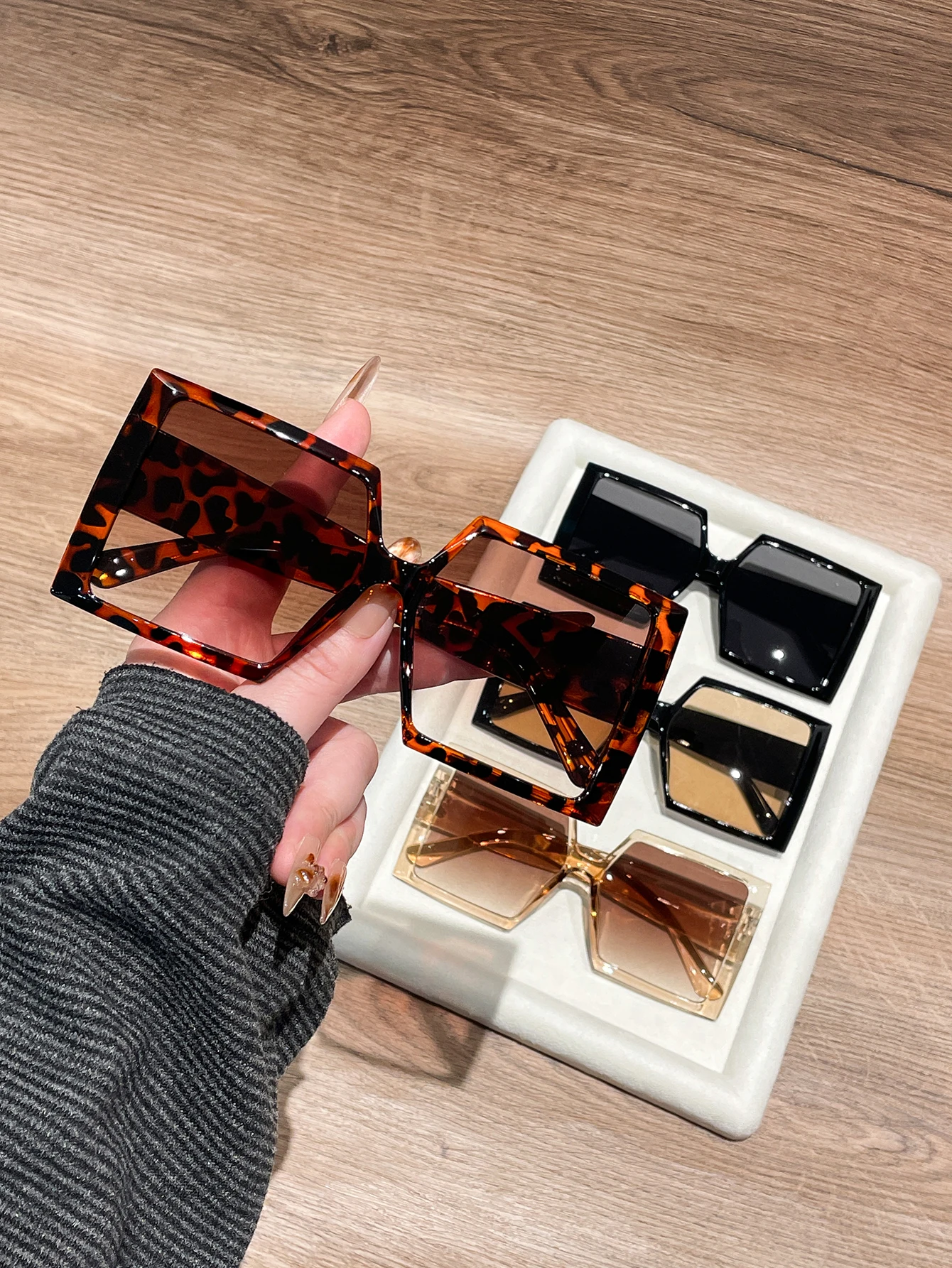 4PCS Large Frame Color Block Fashion Glasses European Style Suitable for Daily Stylish Matching And Street Photography