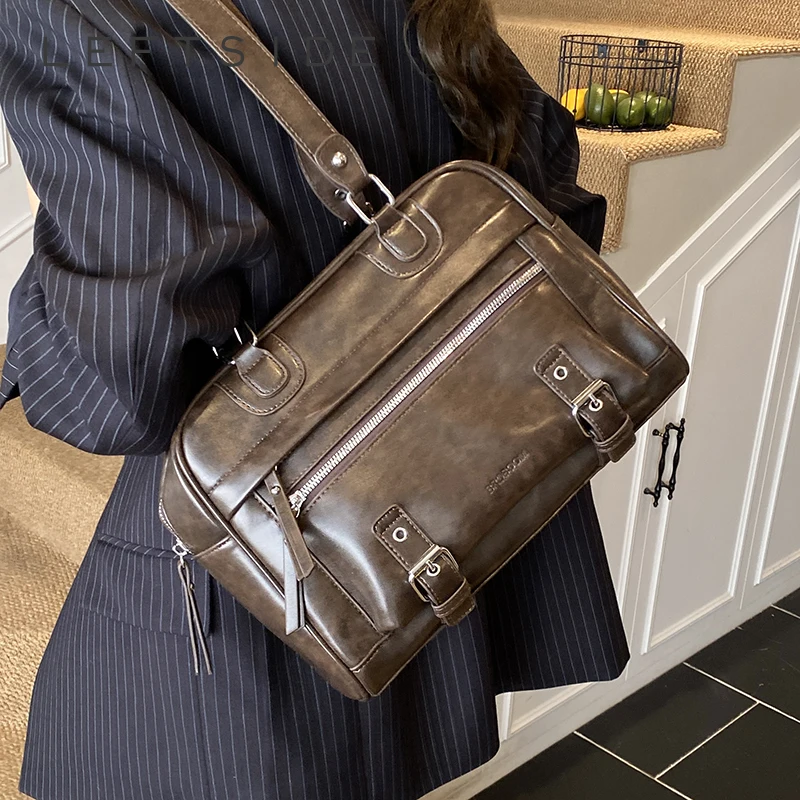 

Левая сторона, маленькая квадратная большая сумка из искусственной кожи для женщин, сумки на плечо, 2022, дизайнерские роскошные сумки и кошельки с короткой ручкой