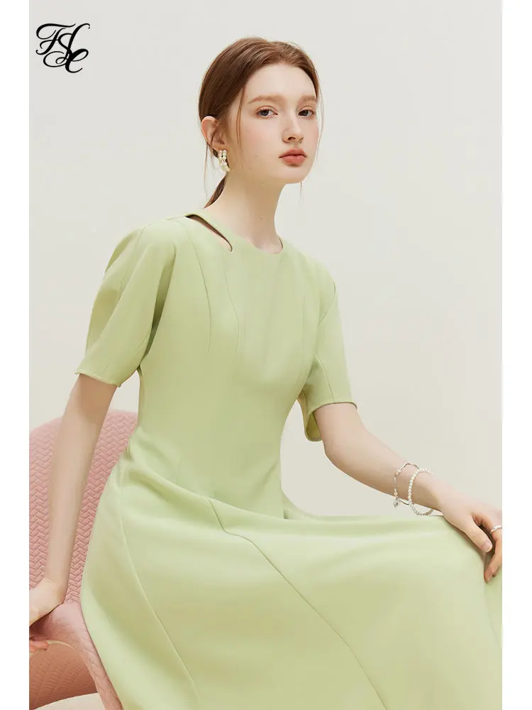 

FSLE French Round Neck Hollow Design Commuter Dress for Women Summer New Simple Elegant Solid Color A-Line Dress Female