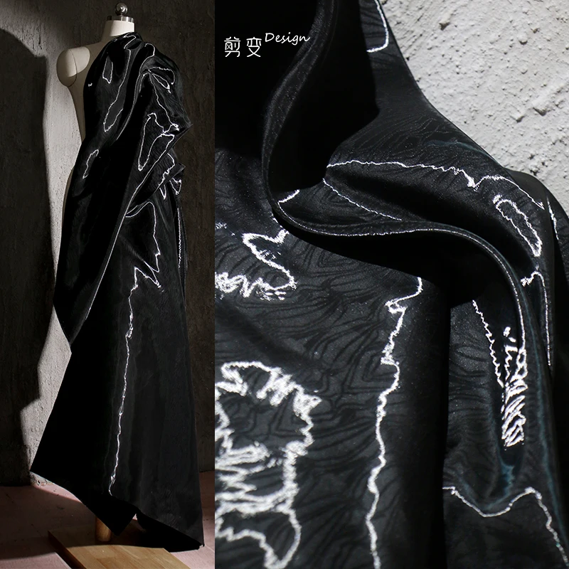

High-grade Liquid Water Light-sensitive Dark Pattern Texture Fabric Creative European
