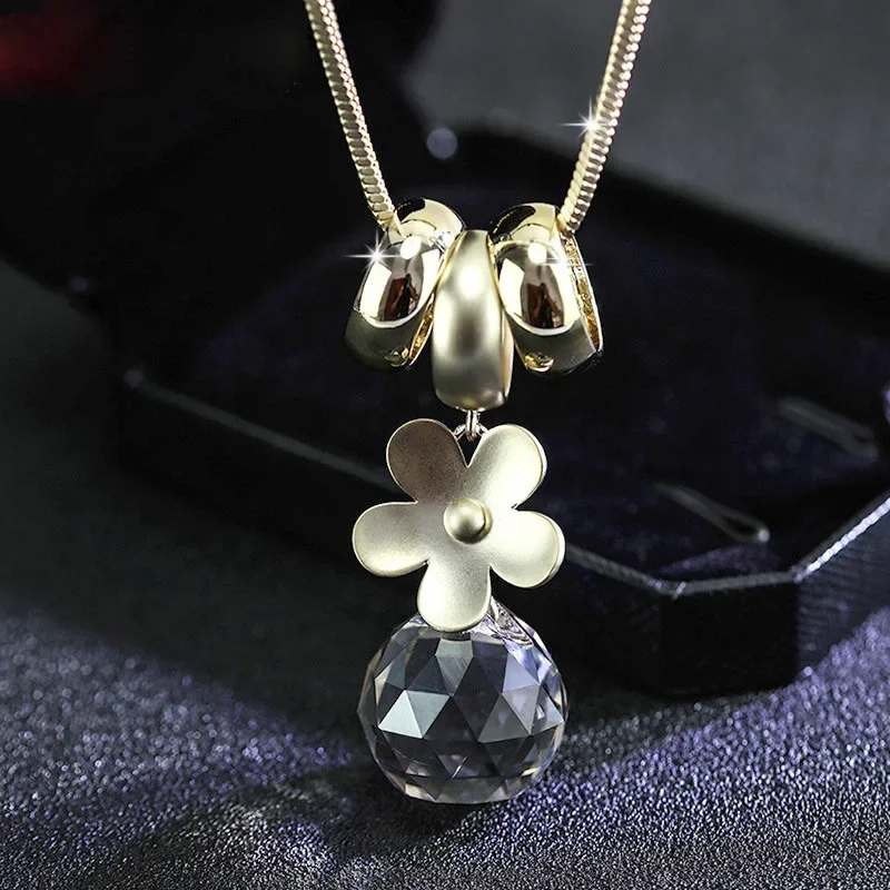 Showfay Trend Personality Fashion Daisy Geometric Crystal Ball Necklaces Women Designer Sweater Chian Jewelry