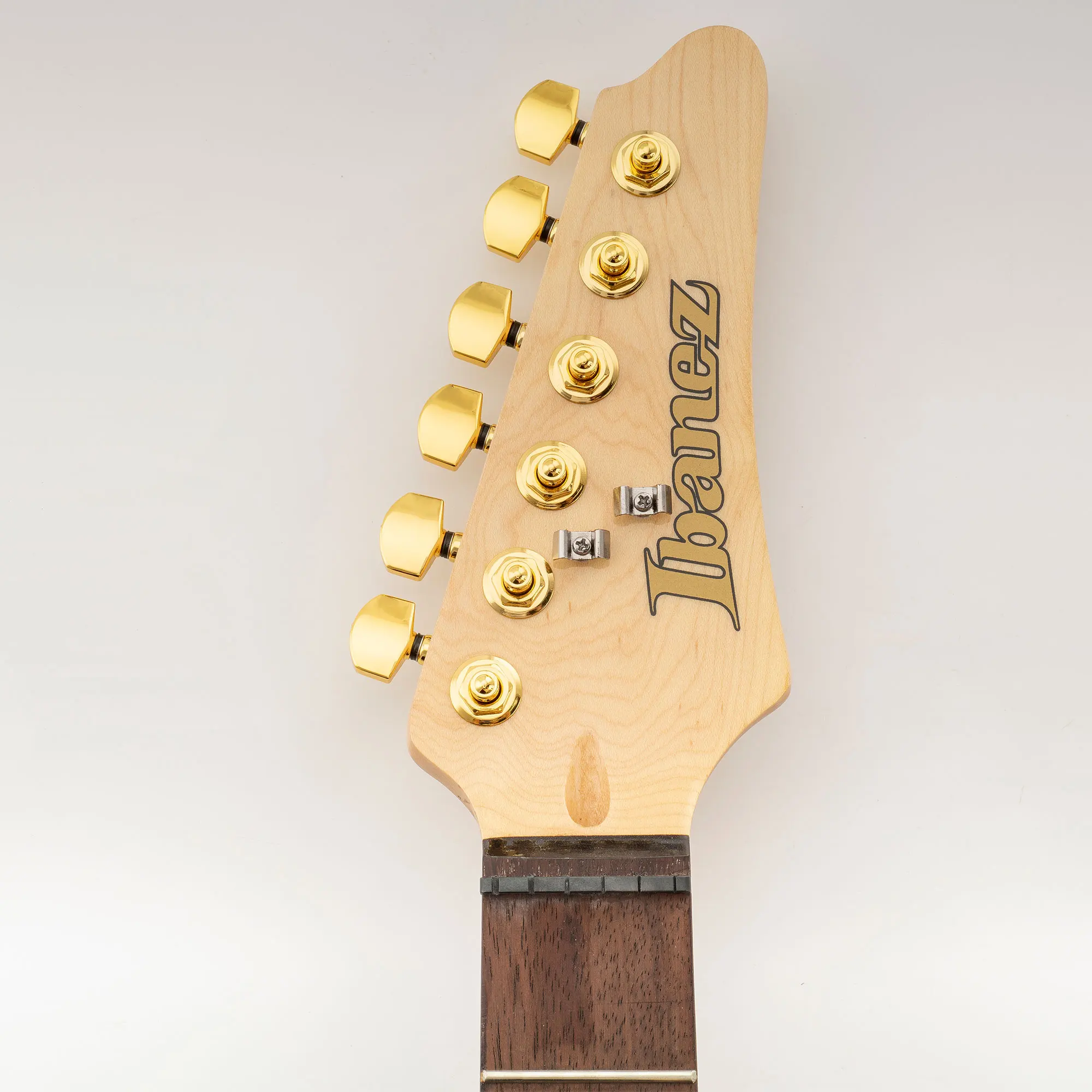 Musiclily Pro R18K 6L/3R3L/6R 18:1 Übersetzungsverhältnis Vollständig Versiegelte Mechaniken Stimmwirbel für ST Tele Akustikgitarre – Detail 39