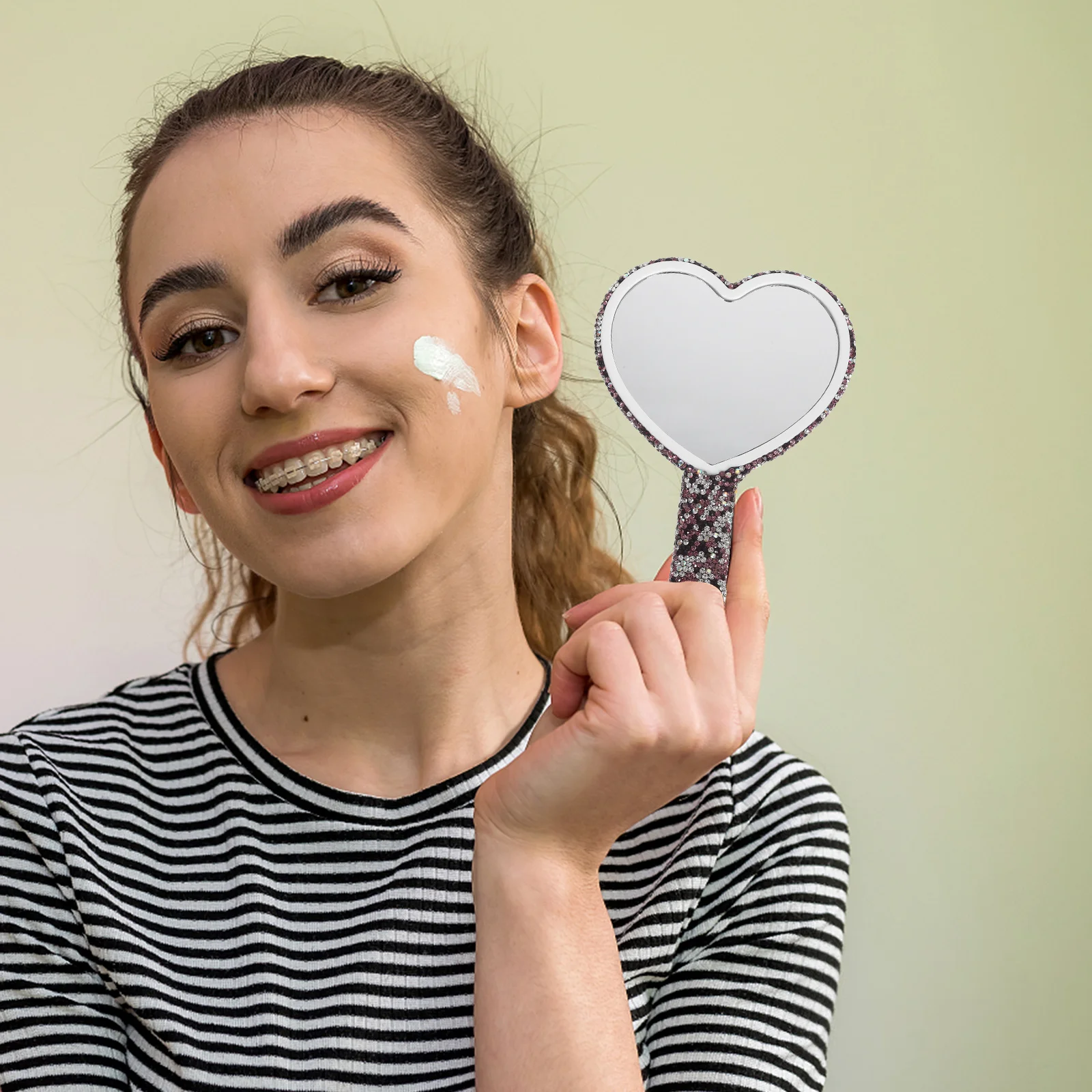 Heart Shaped Rhinestone Portable Handheld Mirror Travel Makeup Vanity Glitter Mirror Valentines Wedding