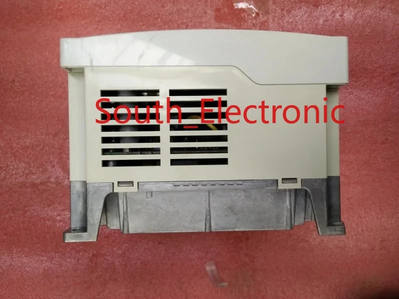 BFV60022E   0.2KW 220V   inverter   ,  In good working condition, free shipping  a