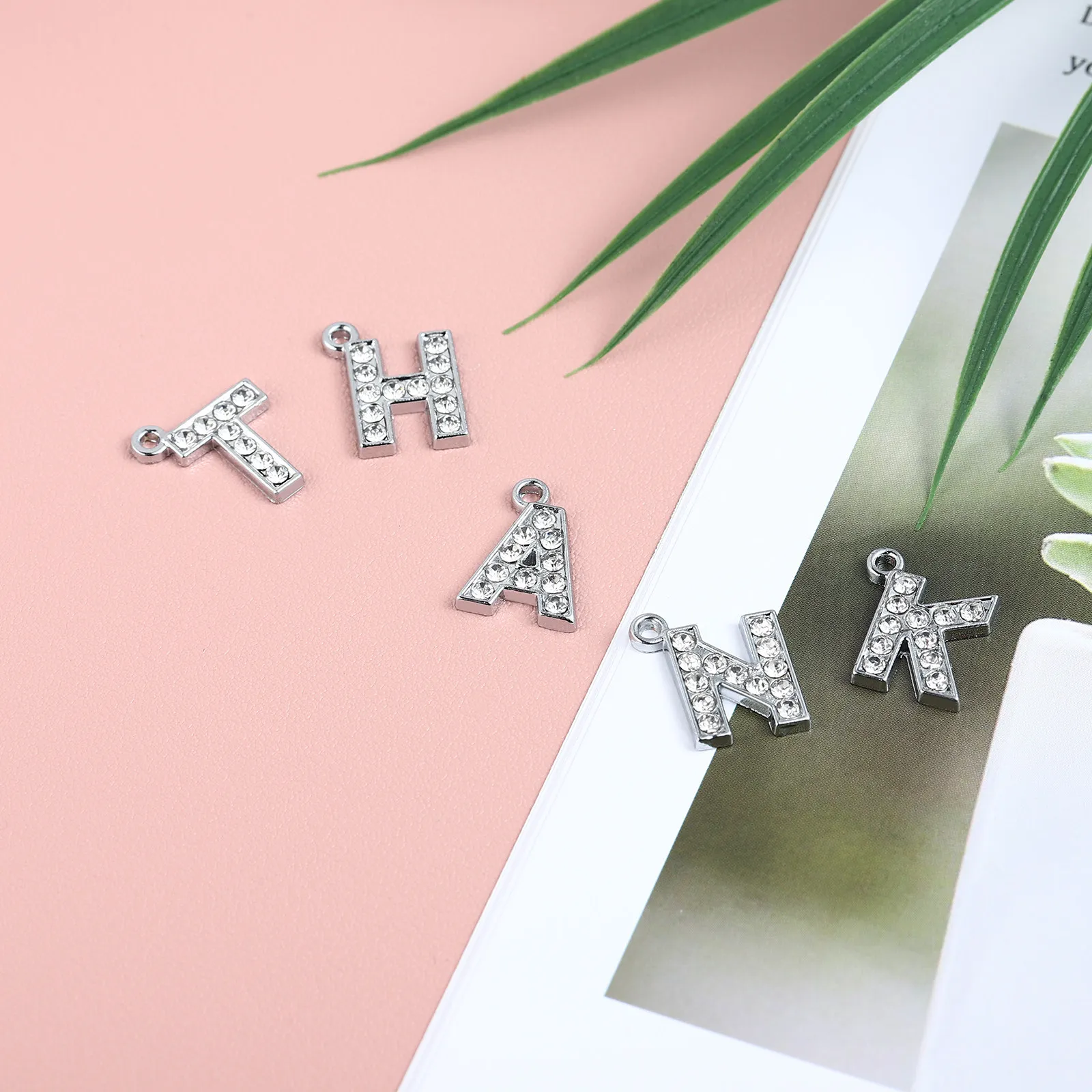 26Pcs Alphabet Charms Exquisite Rhinestone Letter Charms A-Z for Jewelry Making DIY Necklace Bracelet Handbag Pet Collar