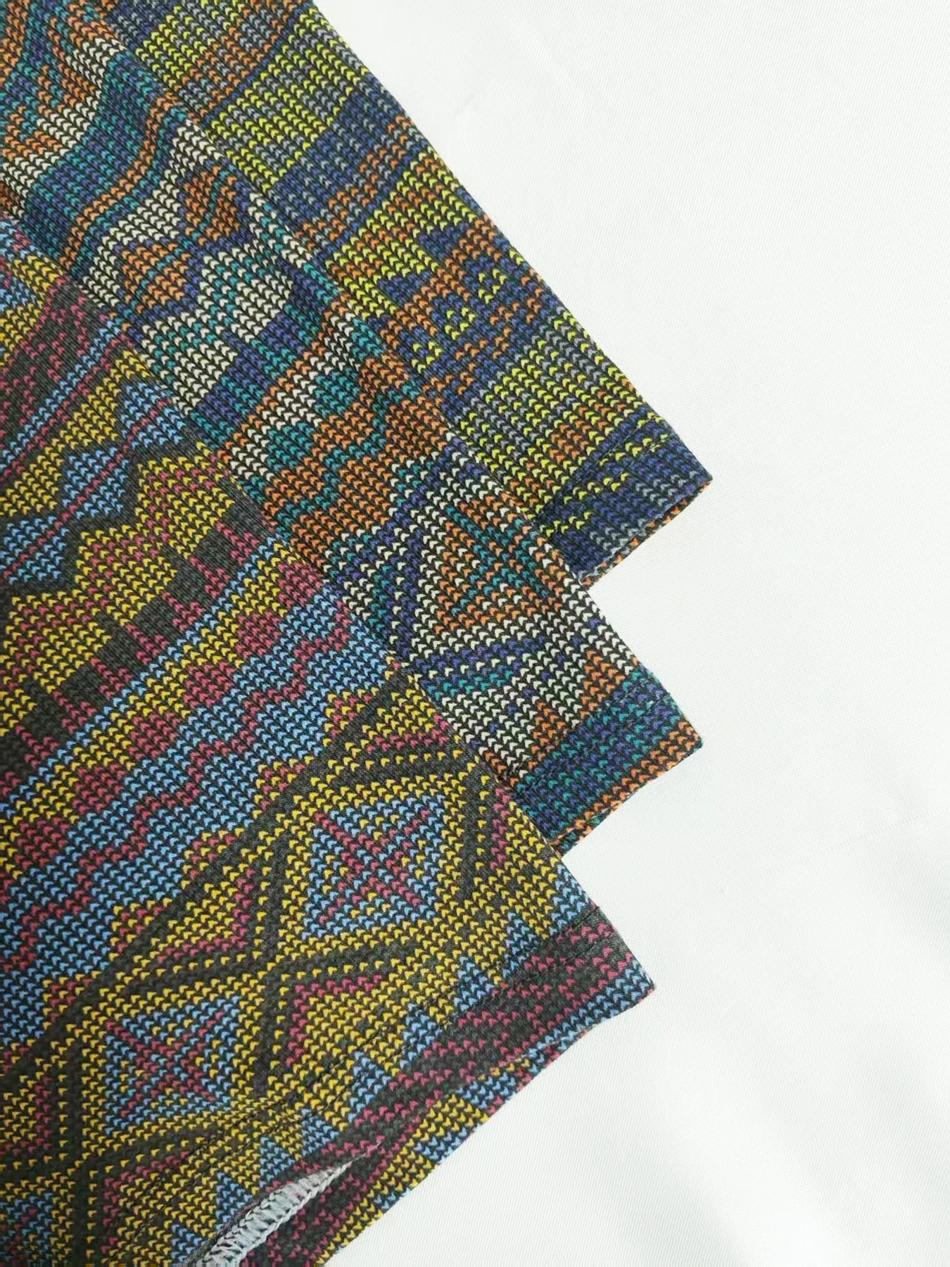 4PCS Men's ethnic-style flat-leg pants, made of retro colored fabric, skin-friendly and sweat-proof men's underwear