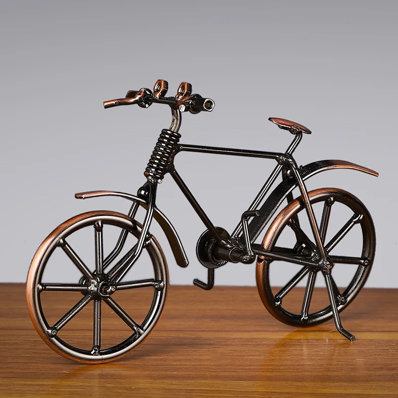 Handmade Iron Motorcycle Model Ornaments Retro Motor Figurine Iron Decoration Motorbike Prop Vintage Home Decor Shooting Props