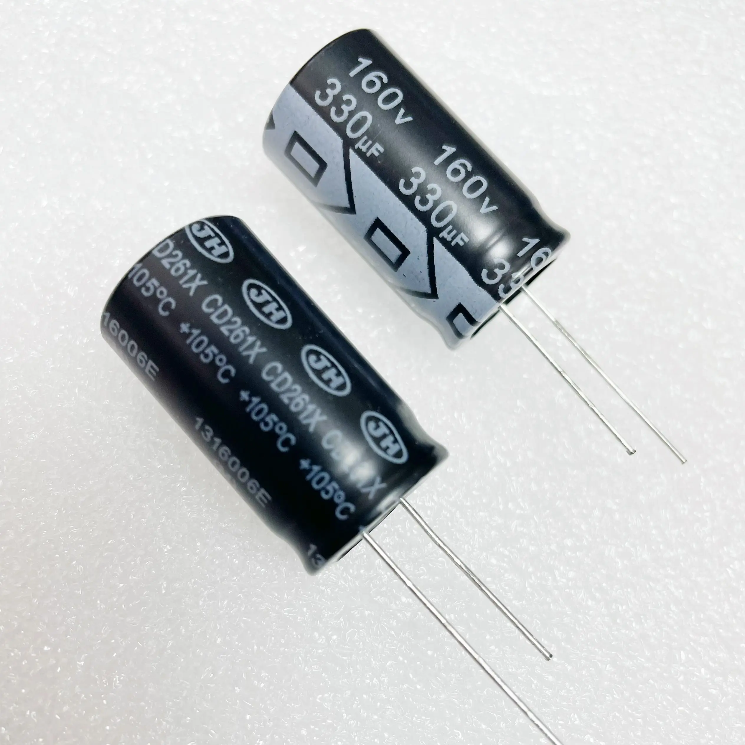 5PCS/LOT CD261X 160V 330UF DIP2 electrolytic capacitor, size 18*31.
