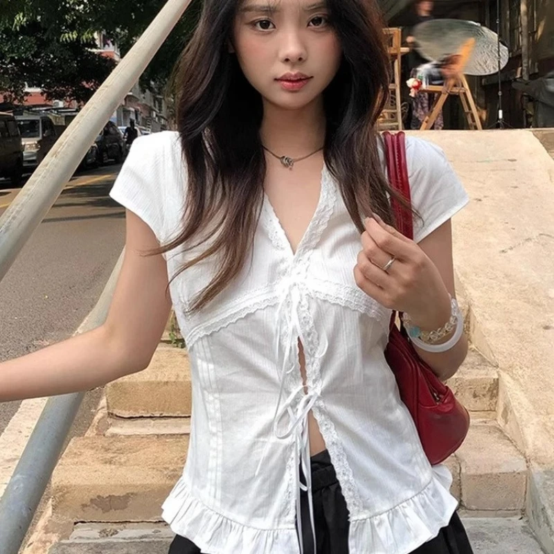 

2026 Spring/Summer New Hot Selling Lace Lace White Texture Slimming Strap Short Sleeve Top