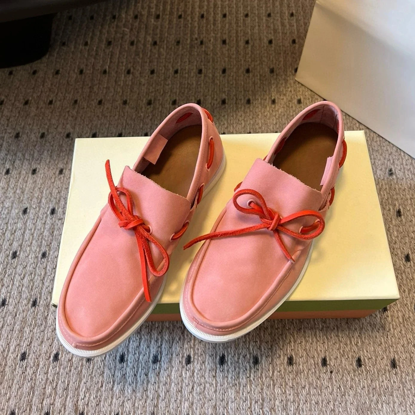 

Туфли-лоферы высшего качества с бантом, новинка весны 2024, повседневная замшевая однослойная обувь без шнуровки на плоской подошве в стиле ретро, Sapato Feminino