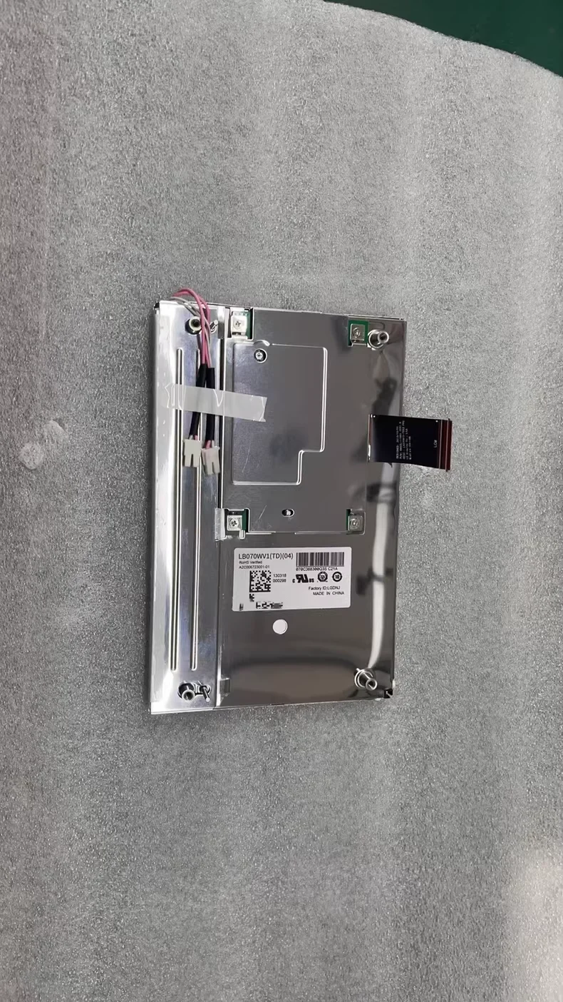 7 Inch LB070WV1-TD0…
