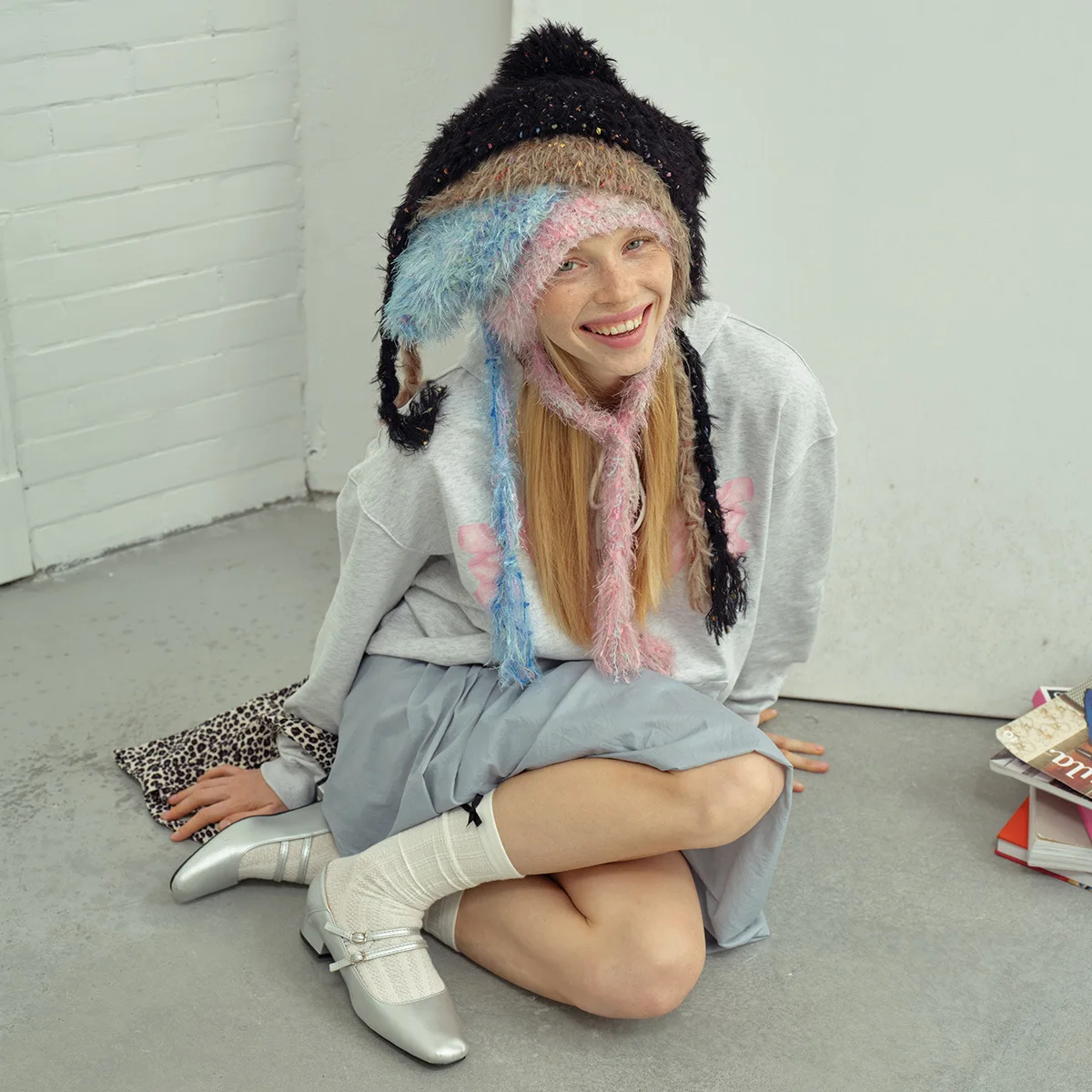 قبعة نسائية شتوية بألوان الدوبامين - قبعة بولكا دوت برباط على شكل دب لطيفة قابلة للسحب، قبعة دافئة للطقس البارد