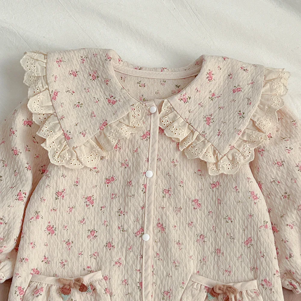 Baby Clothing Floral Romper 2024 Spring New Fashionable Baby Onesie Korean Style Lace Lapel Floral Hooded Long Romper