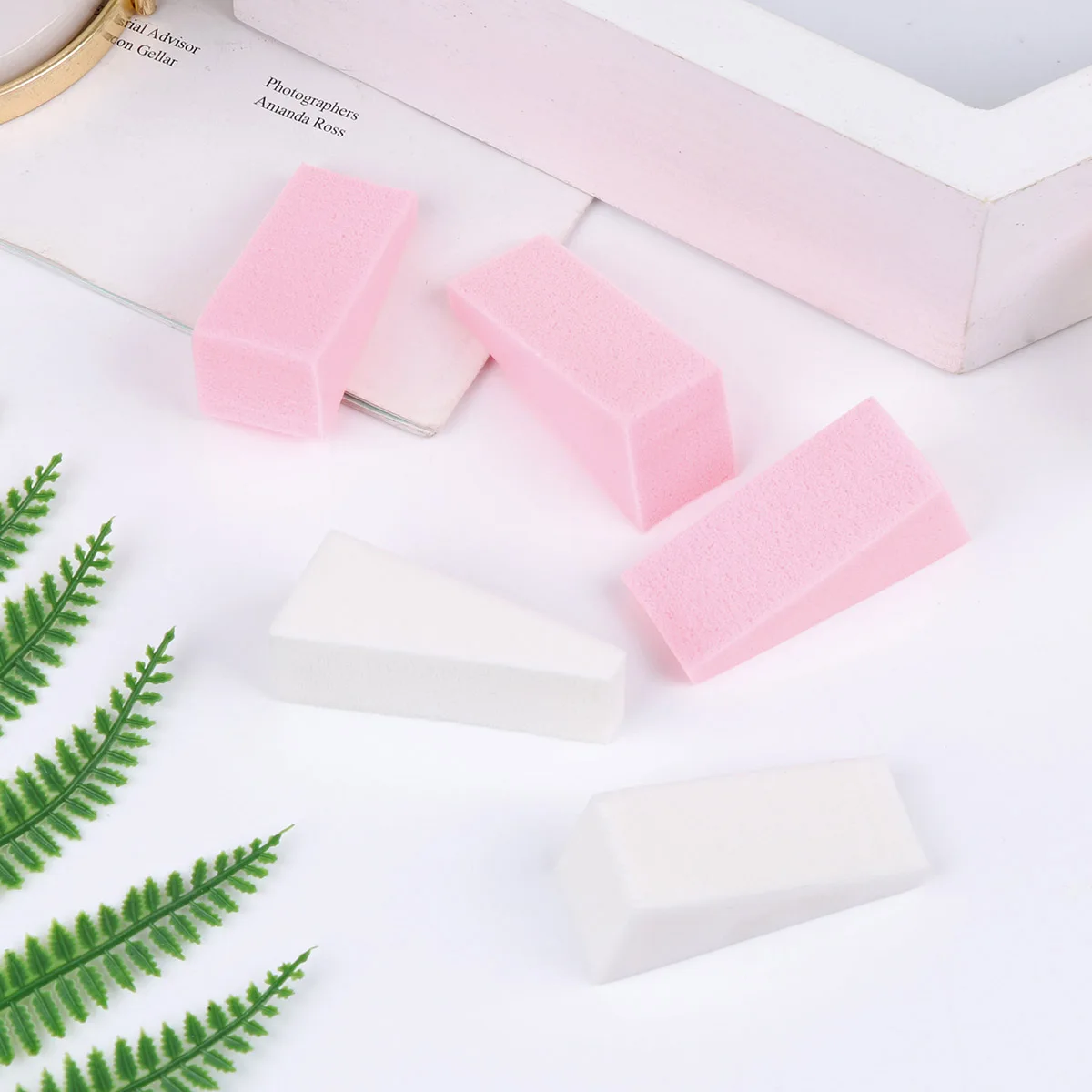 

48 шт., пуховка двойного назначения, трапециевидные мягкие спонжи для макияжа лица, влажная и сухая основа, салон для дома, путешествий