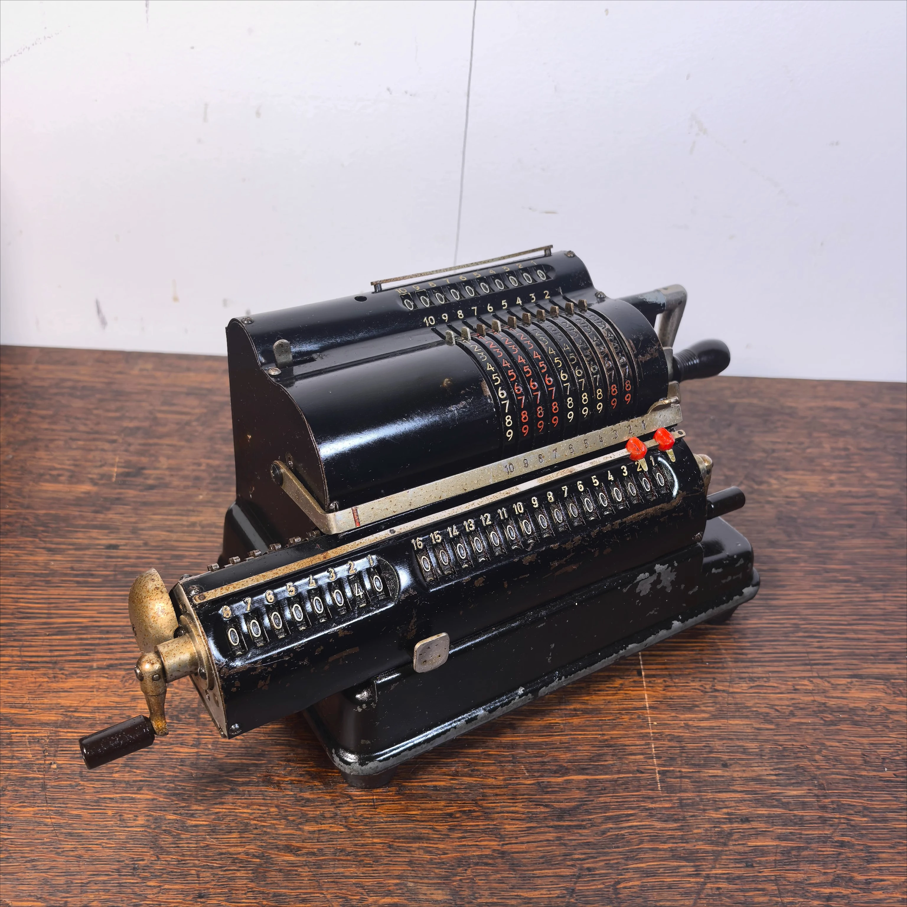 آلة حاسبة كرنك اليد الميكانيكية وظيفة المجموعة النادرة العادية المعداد الغربي 7 المنتجات