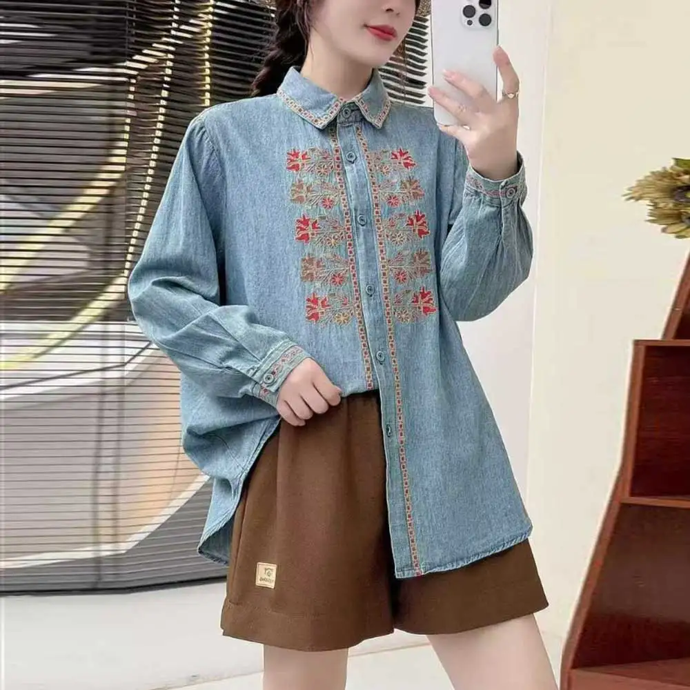 

Японские винтажные джинсовые рубашки Mori Girl с этнической вышивкой, женские осенние повседневные свободные джинсовые блузки с отложным воротником и длинными рукавами