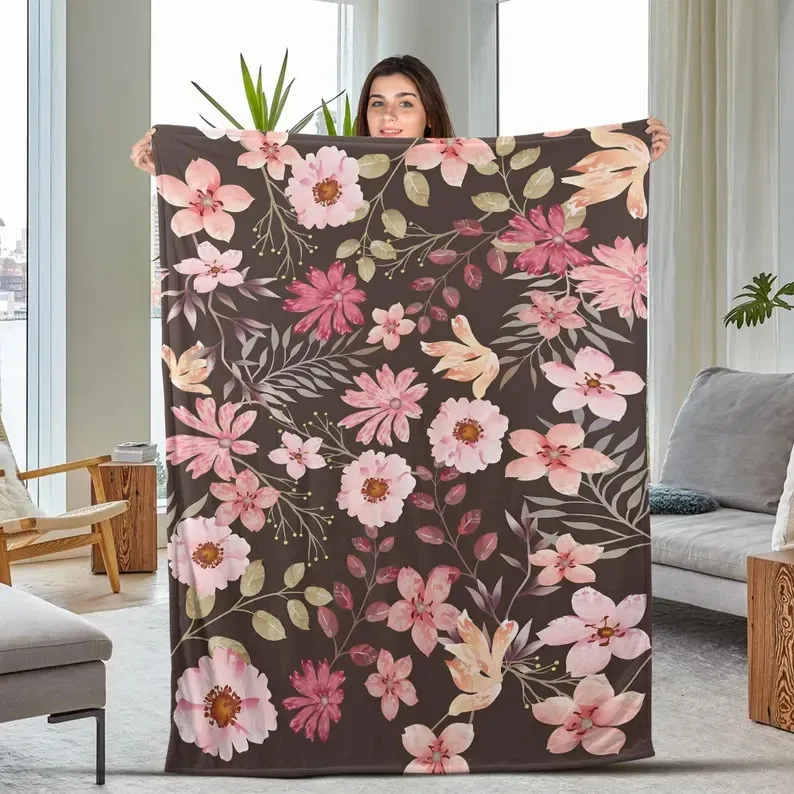 

Elegant Pink Floral Pattern Throw Blanket Soft Warm Design for Sofa Bed Home Decor