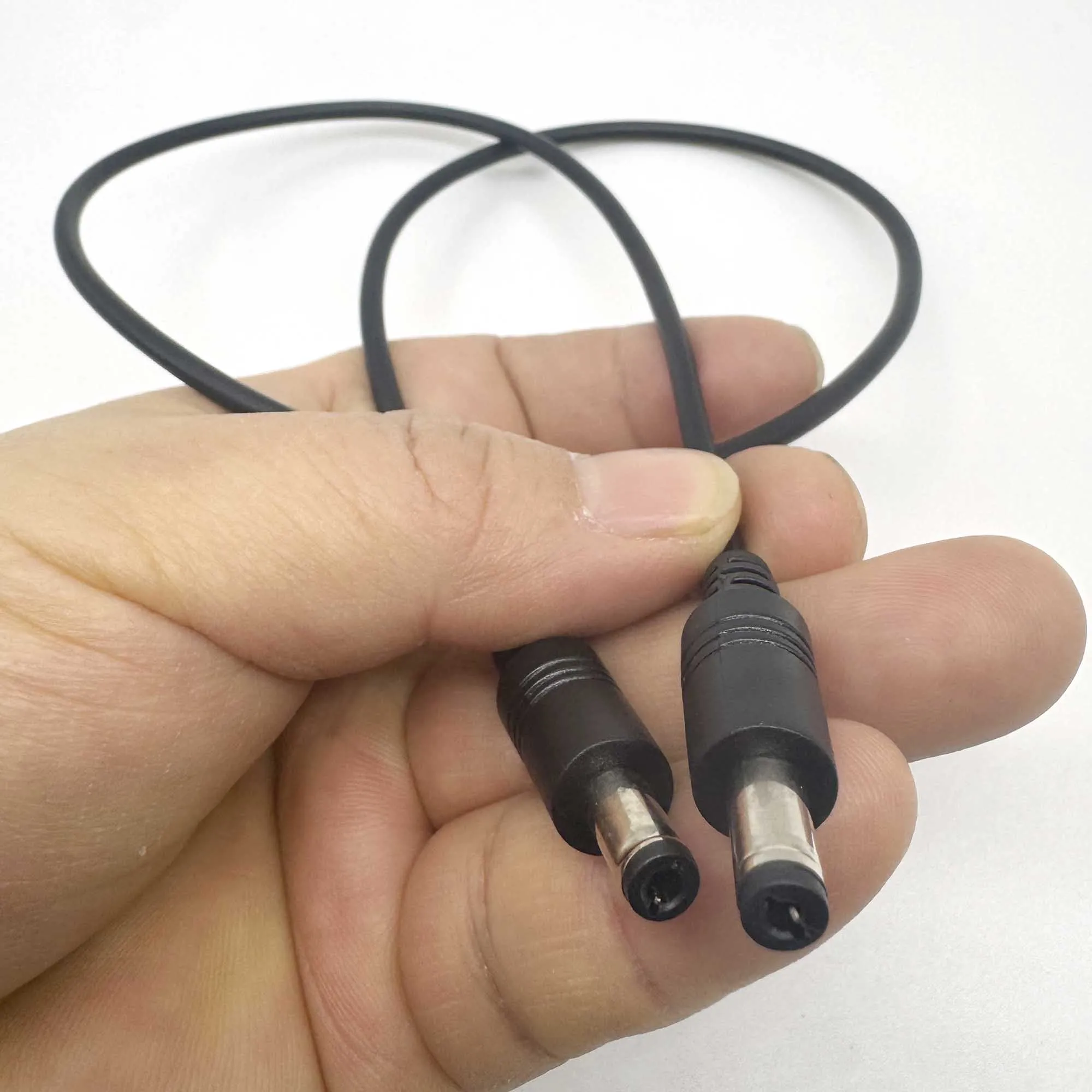 2pcs DC Power 5.5mm x 2.1mm Male To 5.5 x 2.5mm Male Adapter Cable LED Strip Surveillance Camera CCTV IP Camera DVR Router 22AWG