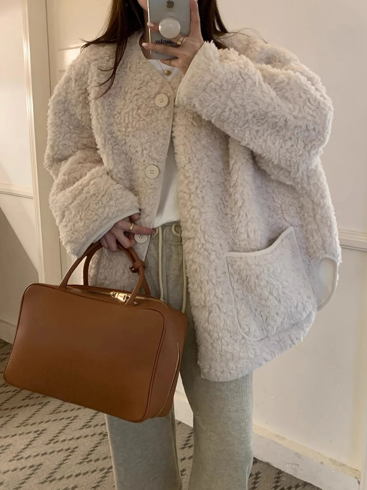 

Винтажная белая короткая стеганая куртка с боковым разрезом на подкладке из овечьей шерсти, женская новая зимняя свободная мягкая модная верхняя одежда с карманами