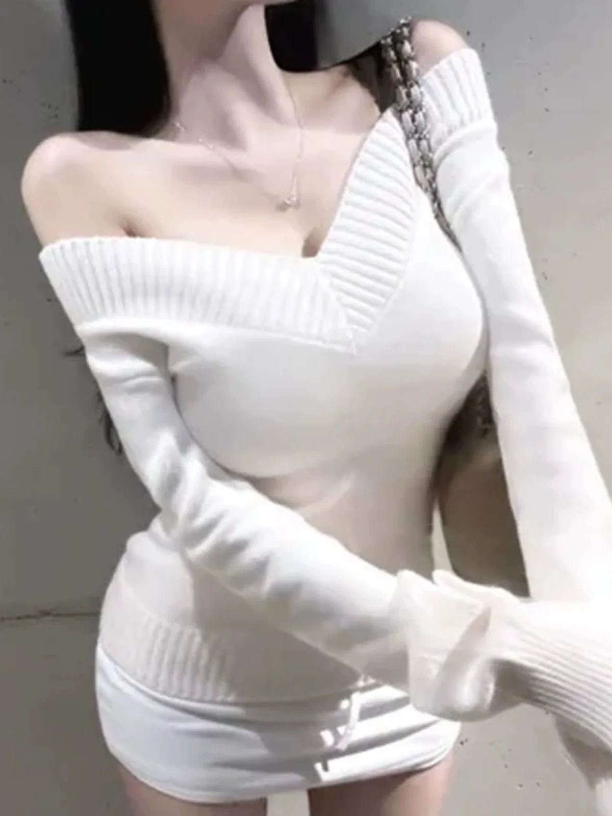 Pure White Knitted Sweater Women's V-Neck Shoulder Bared Long Sleeve Autumn Winter Slim Fit Base Shirt Warm Thermal Top