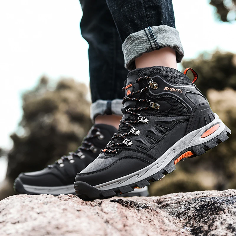 New Leather Men's Boots Outdoor Waterproof Hiking Boots Lightweight Non-slip Men Sneakers Fashion Desert  Men Work Ankle Boots