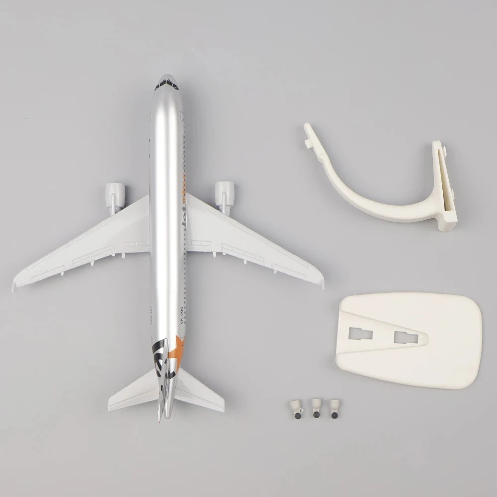 20CM Alloy Model Jetstar Airlines A320 toy airplane for kids Collected Gift By Aviation with Landing Gear Wheels view 6