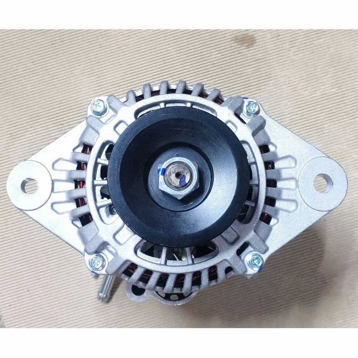 FD-35D FD-38 S4E S6E S6S Diesel Engine Alternator for Lift Truck 24V 35A 32B68-00200 32B6800200 A3TN5883