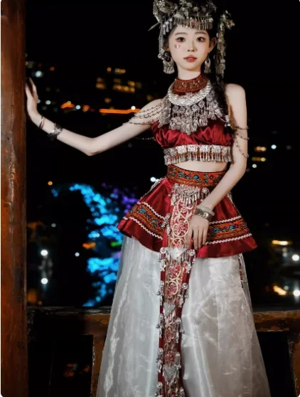 

Китайские женские сценические костюмы хмонг и тоцзяи в этническом стиле меньшинств