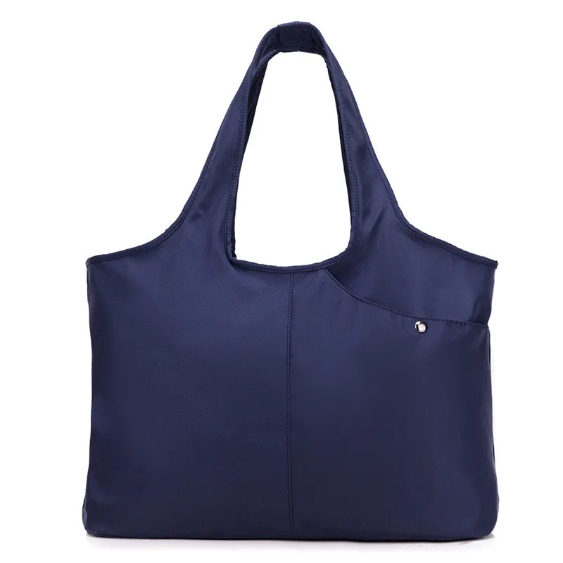 Borsa a tracolla grande Versatile in tessuto di Nylon di grande capacità alla moda da donna in tinta unita per le vacanze e le uscite