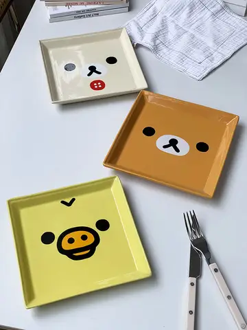 만화 Rilakkumas 세라믹 접시, 카와이 코릴라쿠마 키이로이토리 케이크 샐러드 플레이트, 탁상 현관 열쇠 시계 보관 플레이트, 홈 데코