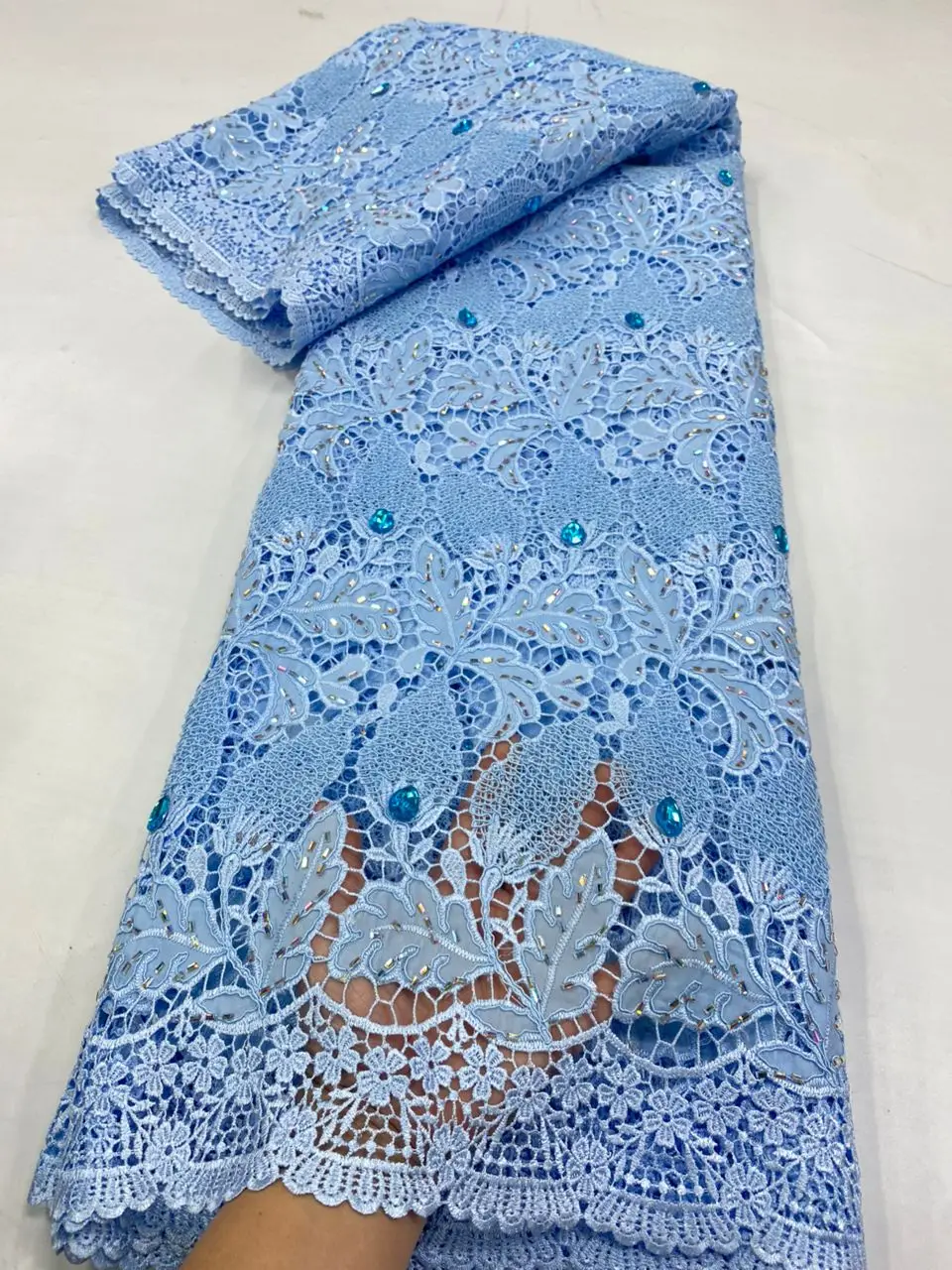 

2026 African Nigerian High Quality Embroidery Lace Fabric Water Soluble Tulle Wedding Party Dress Guipure Sequins 5 Yards H207-1