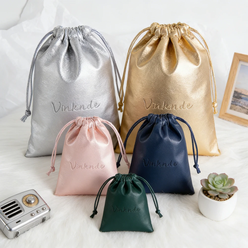 

100pcs Custom Logo PU Leather Jewelry Drawstring Gift Bags 8x10cm 9x12cm 10x15cm Makeup Jewellery Ring Earrings Dust Pouches