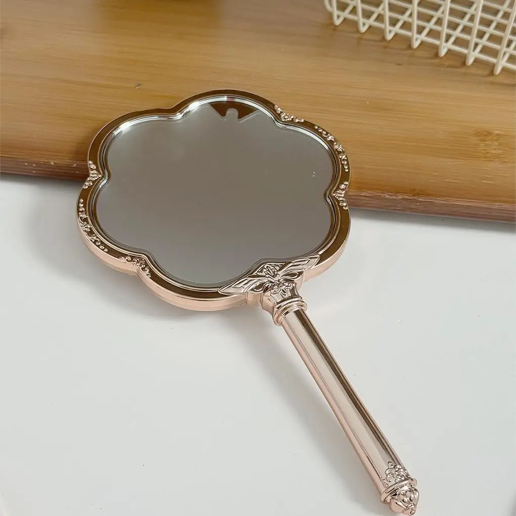 Miroir de maquillage à main avec collier de nuage de papillon, miroir de vanité esthétique Vintage, miroir de voyage Portable et mignon