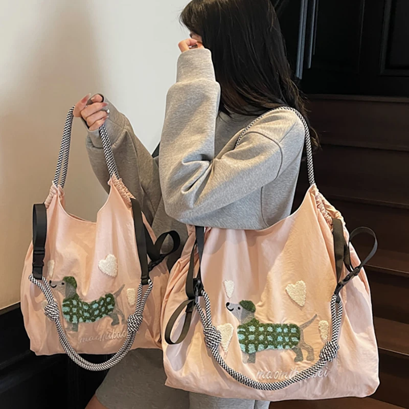 Fashionable Japanese style shoulder bag with elongated puppy ball chain embroidery shopping bag and large capacity shoulder bag