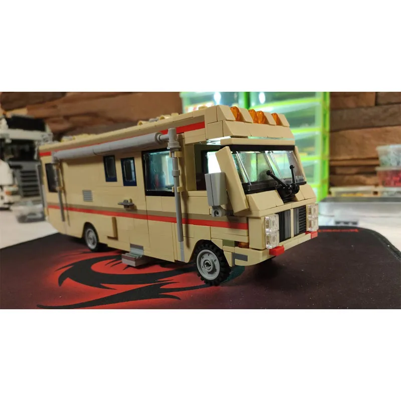 

MOC-134219Classic Movie Cargo Transport Truck Building Blocks Model 678 PartsMOC Creative Boys Kids Birthday Building Blocks Toy