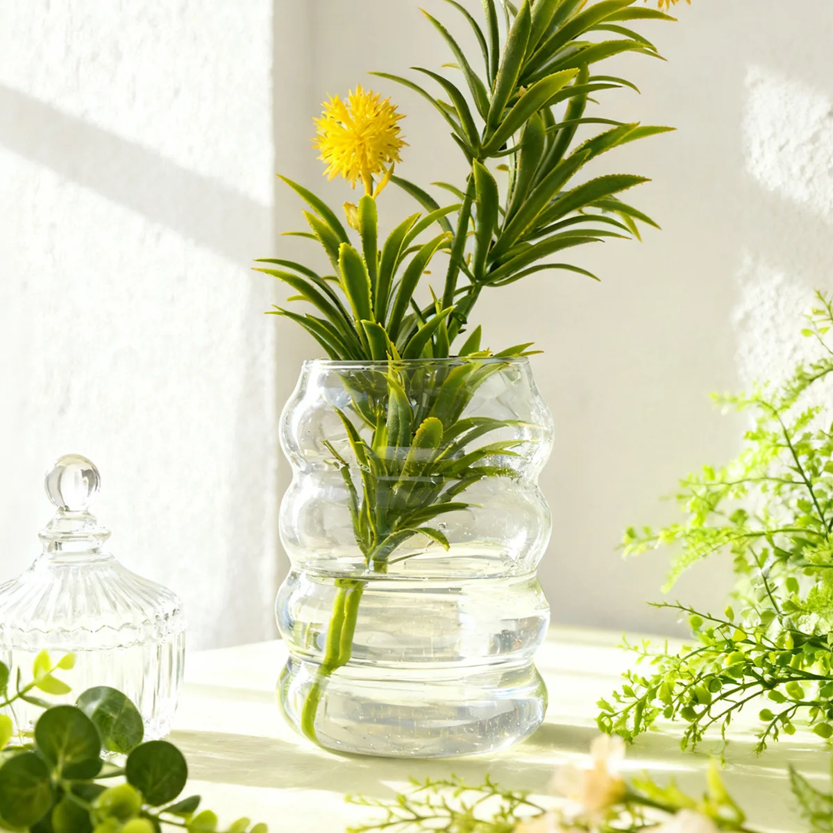 1 Stück, einfache Glasvase, französische Blumenarrangement-Hydrokultur-Dekorationsvase, geeignet für die Dekoration von Schreibtischen zu Hause.