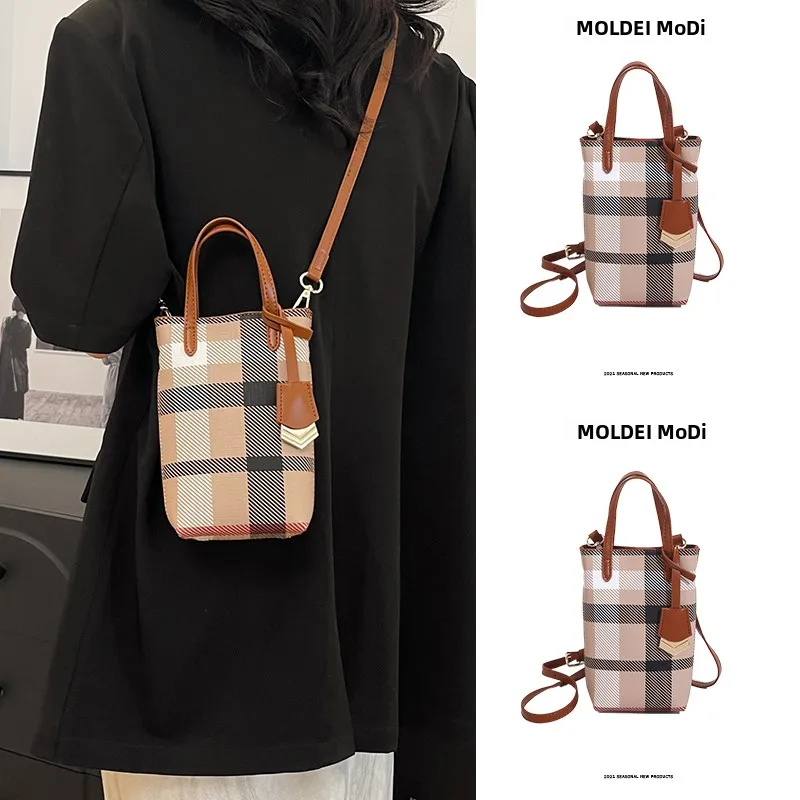 bolsa-transversal-estilo-retro-artistico-feminina-para-caminhada-bolsa-de-mao-para-celular-formato-de-balde-com-fecho