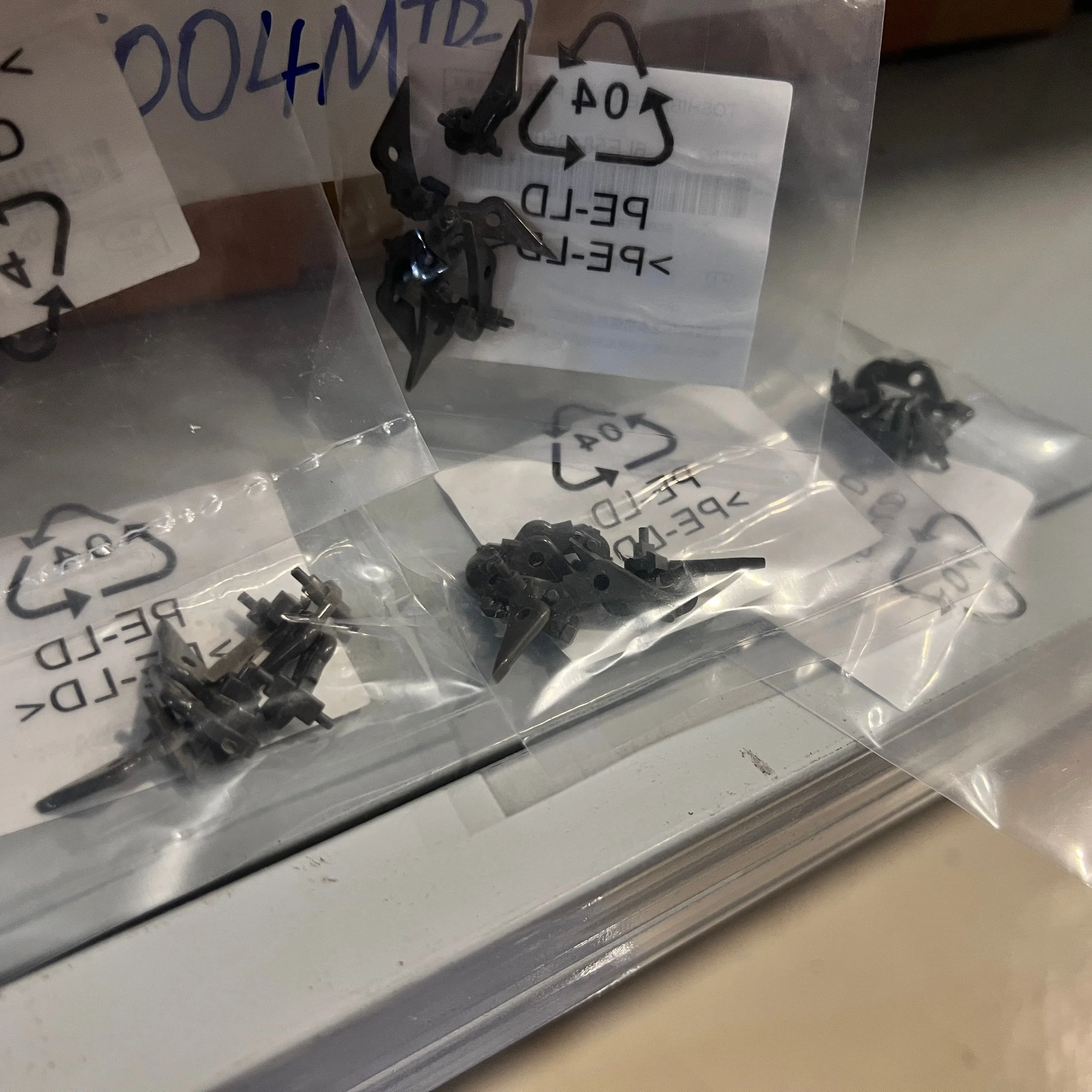 1 SET/6 STUKS Originele Kwaliteit Fuser Picker Vinger 6LE85856000 Voor Toshiba E 233 282 283 230 s 230 280 232 Copier Onderdelen