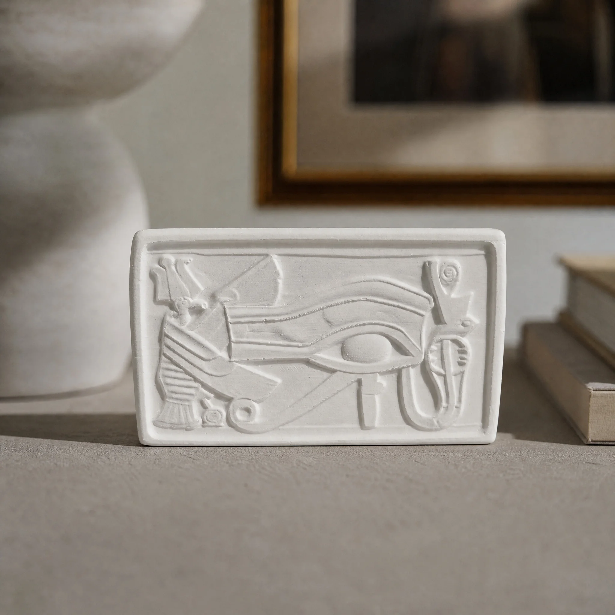 Eye of Horus Plaster Relief Sculpture Ancient Egyptian Art Decor Desktop Ornament Home Decoration Aromatherapy Diffuser