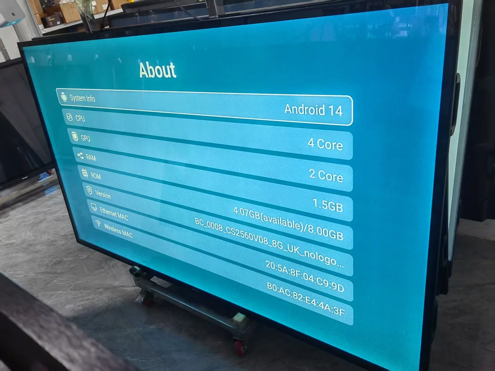 تلفزيون أندرويد الذكي الممتاز مقاس 70 بوصة 2025 - 4K UHD HDR LED مع WiFi Bluetooth (دعم YouTube/Netflix، Dolby Audio)