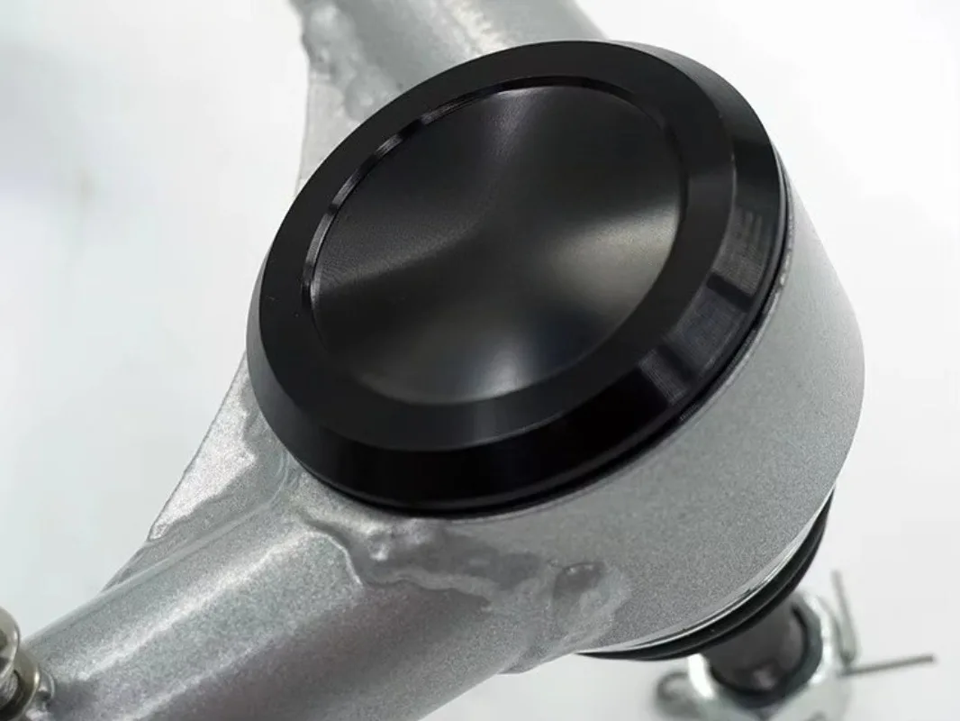 

Комплекты подъемников 4x4 Передние верхние рычаги управления Выравнивающие комплекты Подъемный комплект 2-4 дюйма для SPORT V73V75V97V93V95V98V68V77