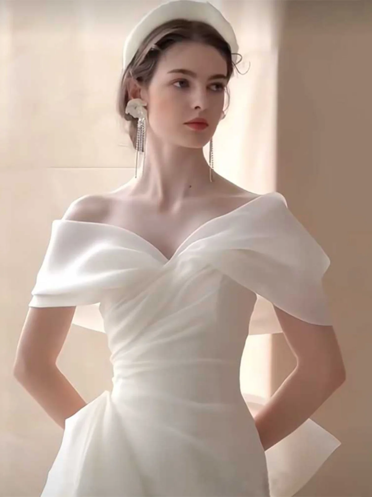 

White Belted One Shoulder Bridal Gown 2026 New Style Wedding Dress Korean Style Floor Length with Exit Veil for Bride