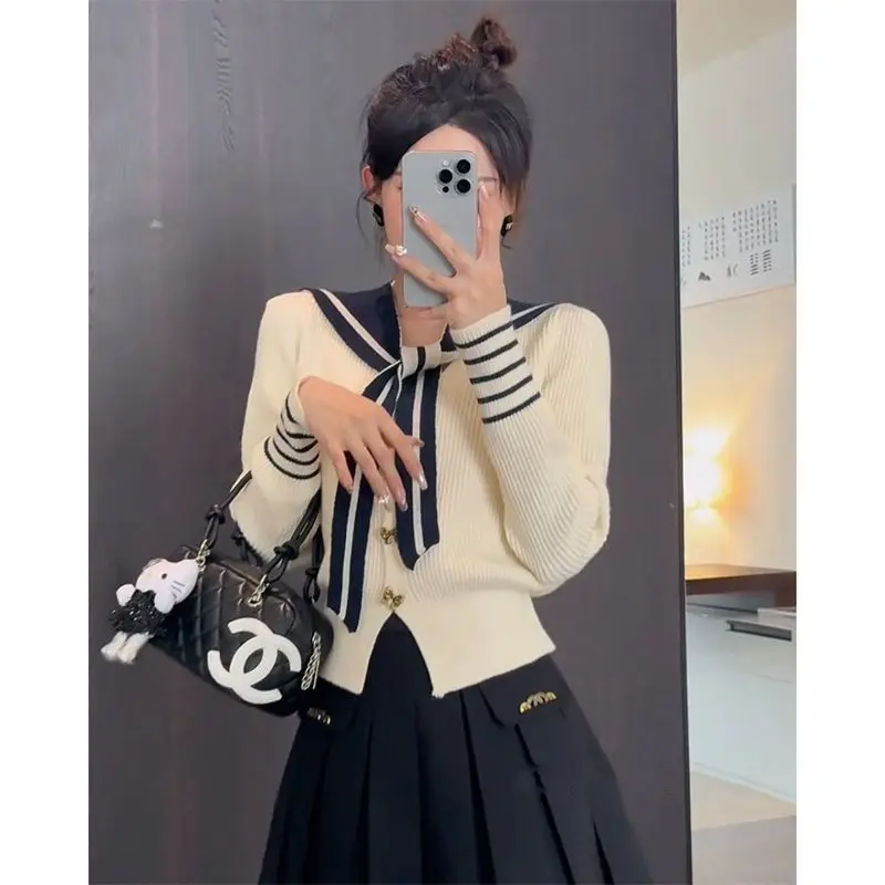 

Korean Navy Neck Shawl Knit Sweater for Women's Autumn and Winter Unique Butterfly Button Fashionable and Versatile Body Slim