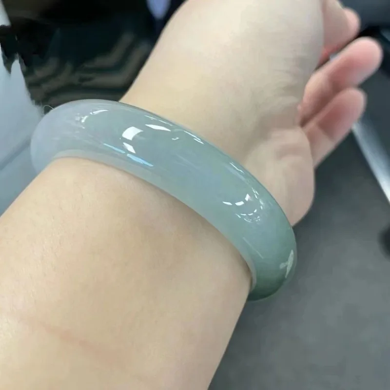 Myanmar Oil Green with Flower Pattern Ice Jadeite Jade Bracelet