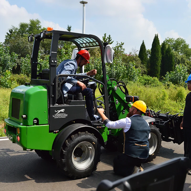 أوروبا أعلى 1 محمل مدمج كوبوتا محرك الديزل محمل عجلة محمل صغير 2570 كجم مخصص الأرض الساخن بيع محمل مدمج #2