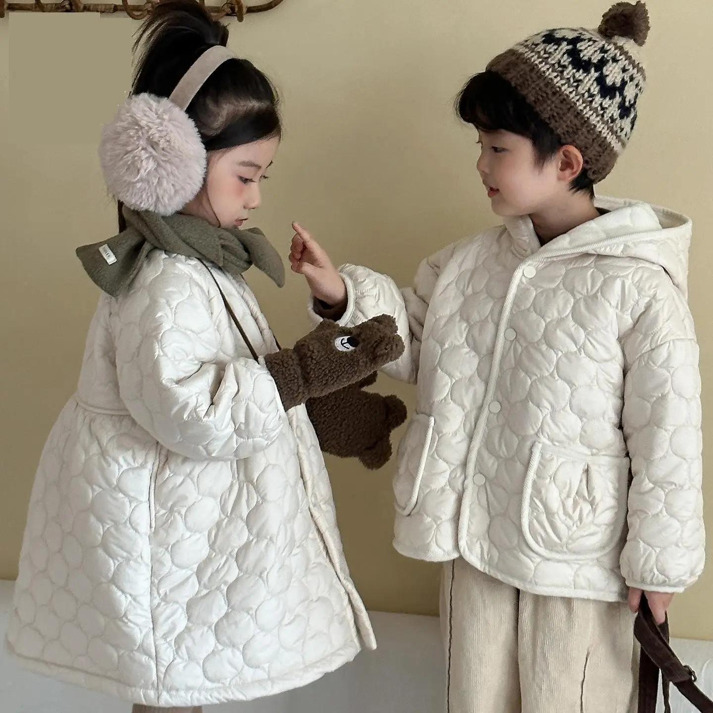 

2025 Winter New Boys Fleece Hooded Coat Children Quilted Jacket Plus Velvet Thick Girls Long Padded Jacket Kids Siblings Clothes