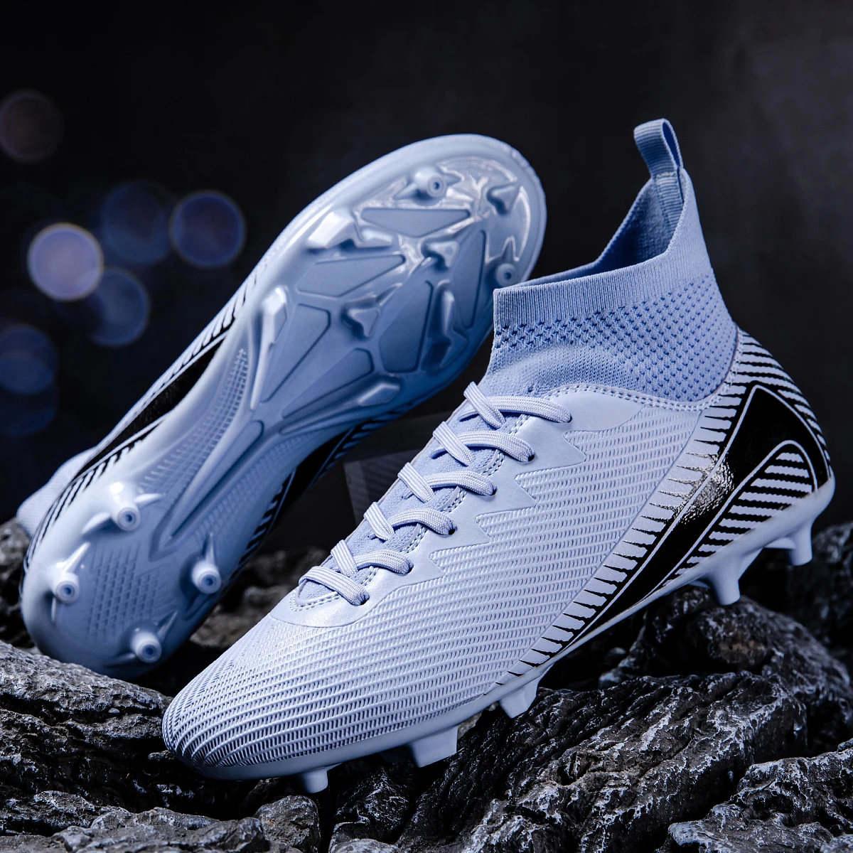 

Fashionable breathable football shoes FG/AG long studs, suitable for training and matches, year-round use on artificial turf